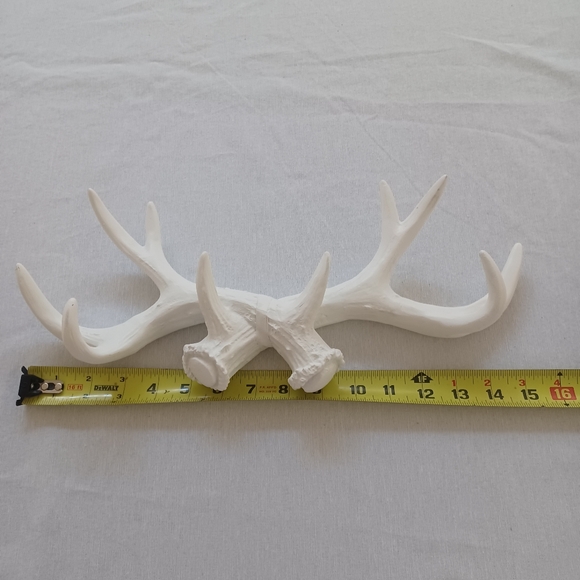 White Farmhouse Deer Antlers Wall Decor - Picture 4 of 8